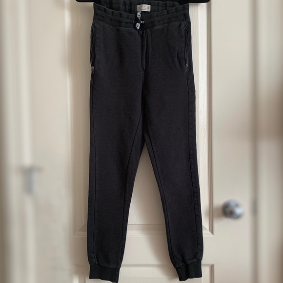 Boy’s Zara Casual Joggers - Picture 3 of 5